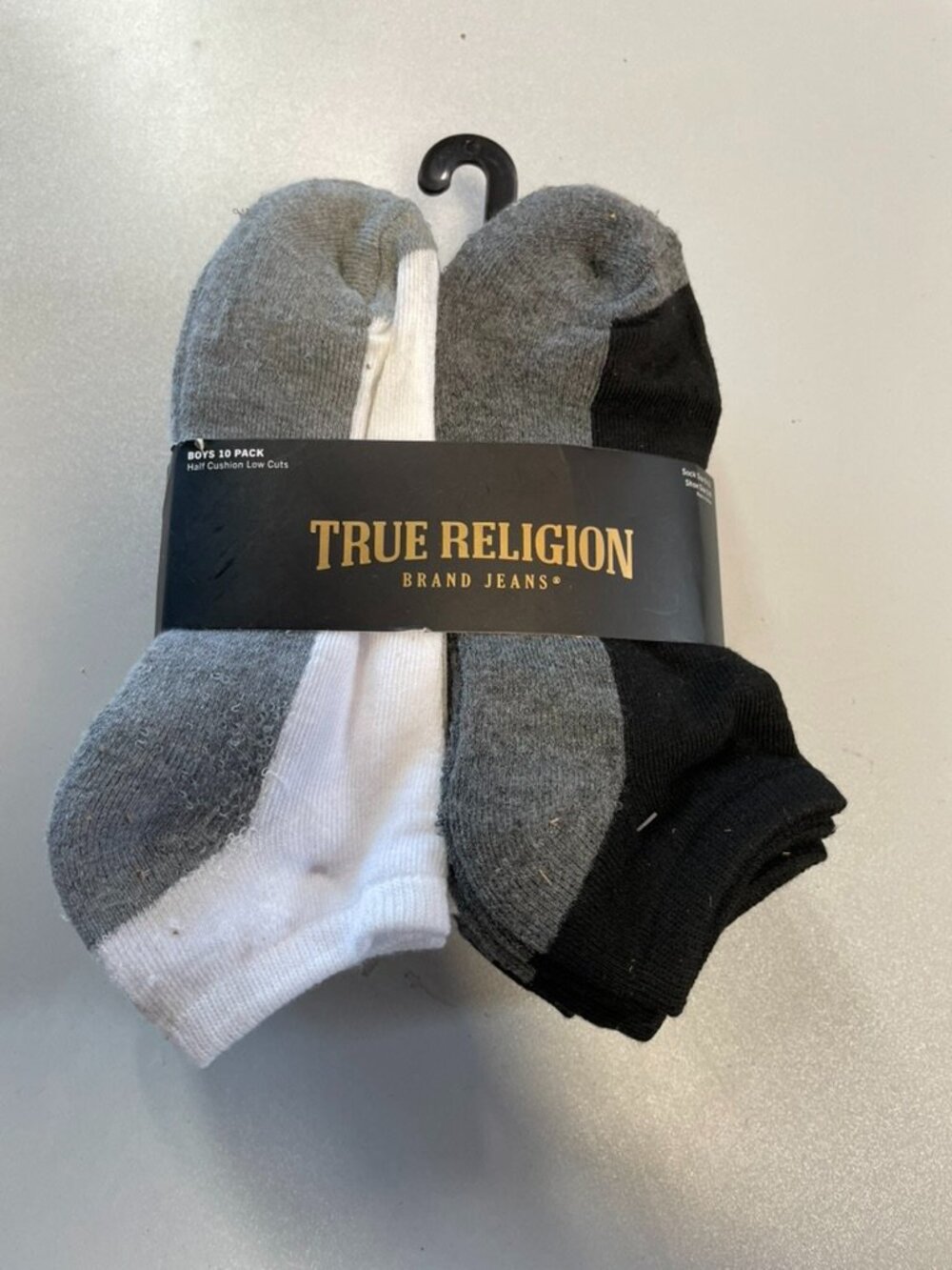 TRUE RELIGION Boys' 10-Pack Half Cushion Low Cut Socks Size Large